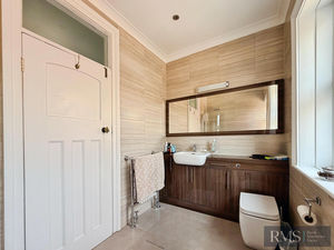 Photo 21- click for photo gallery